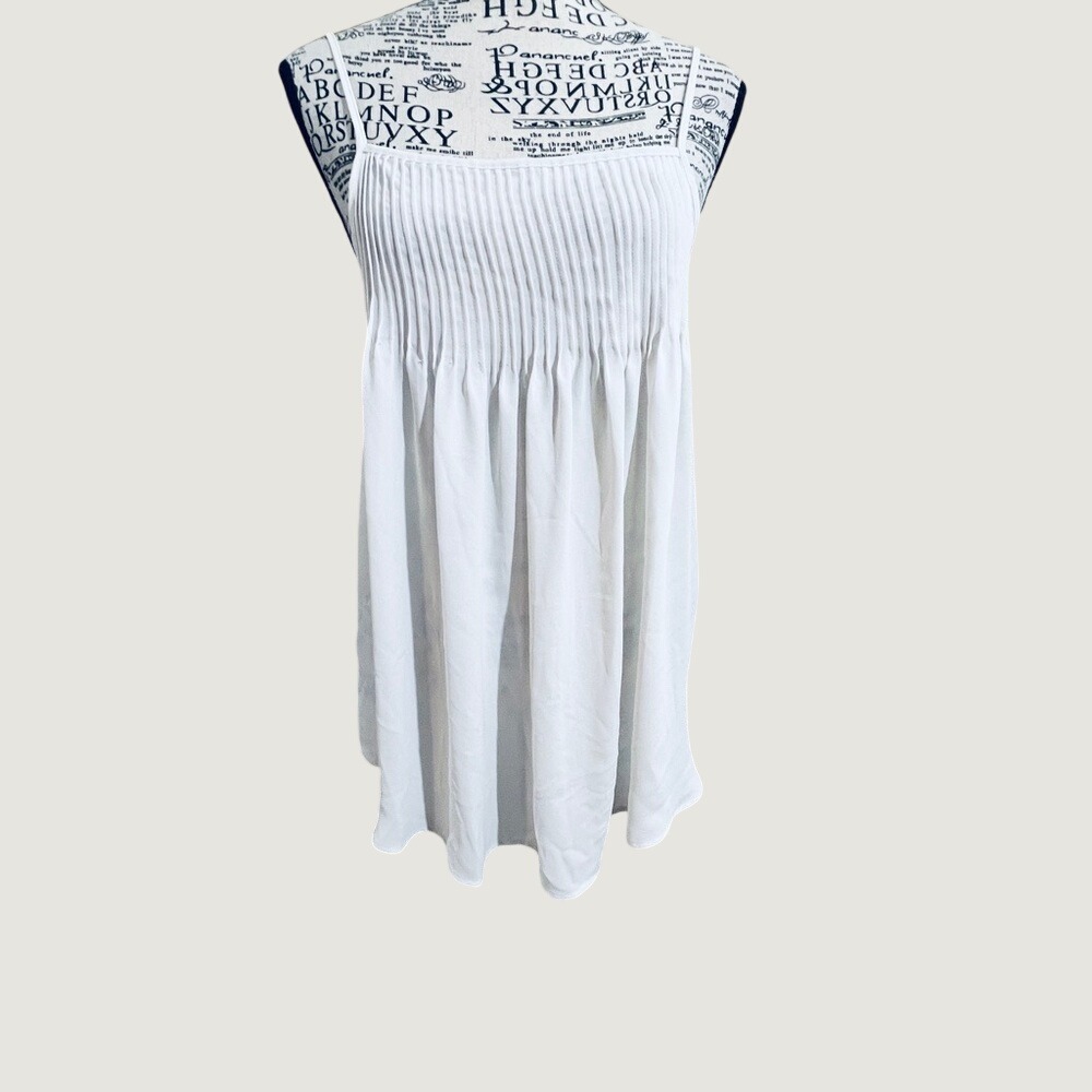 LOFT‎ White Pleated Tank Top